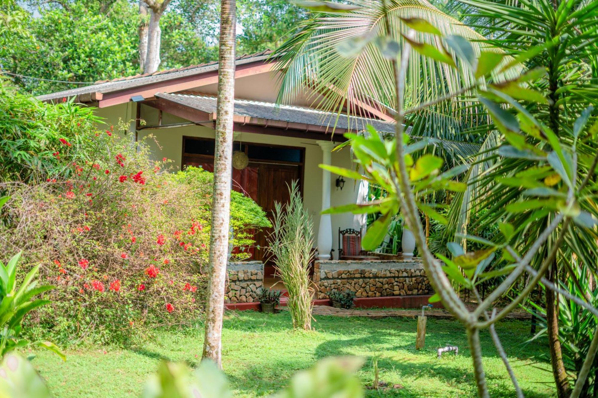 Villa Lanka Relax Hikkaduwa Dış mekan fotoğraf